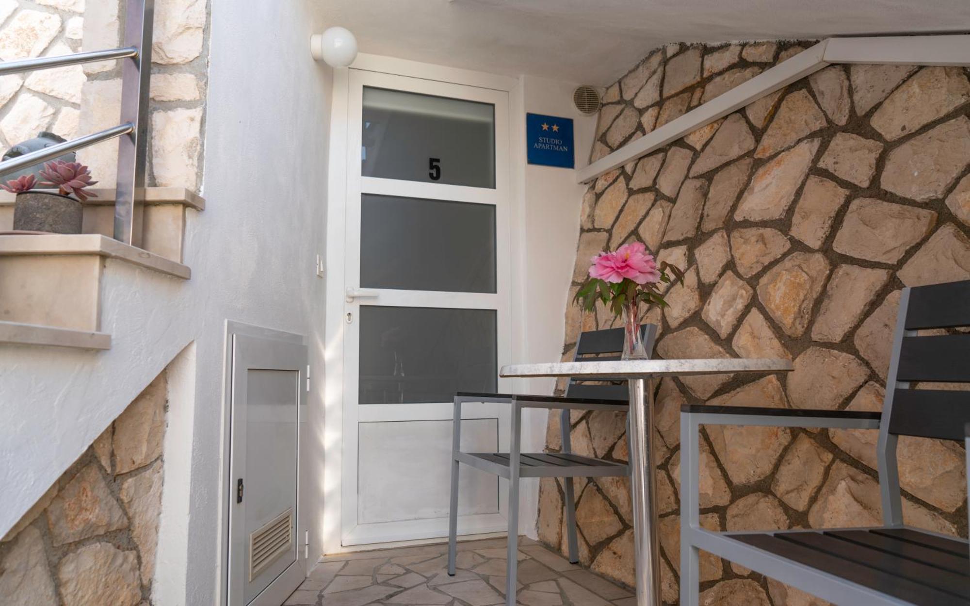 Apartments Lila ツレス 部屋 写真