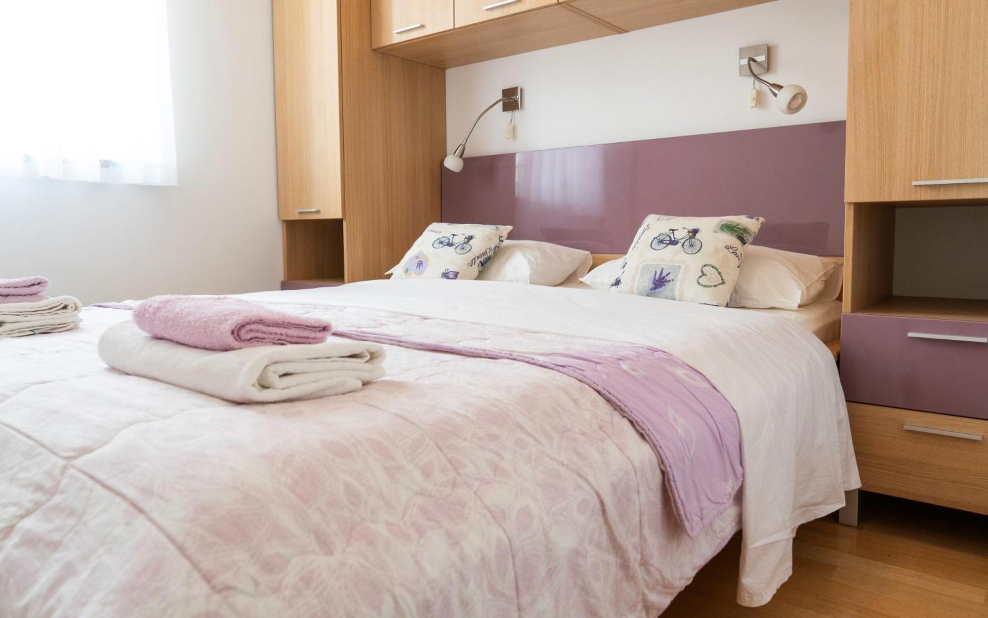 Apartments Lila ツレス エクステリア 写真