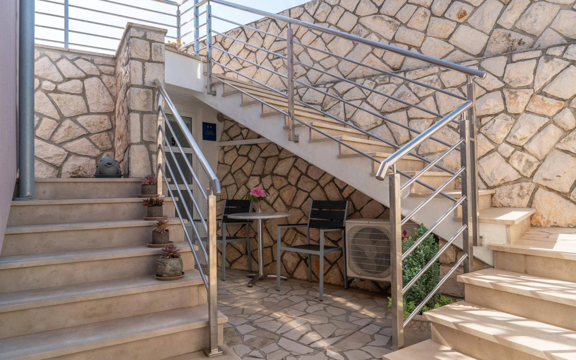 Apartments Lila ツレス 部屋 写真