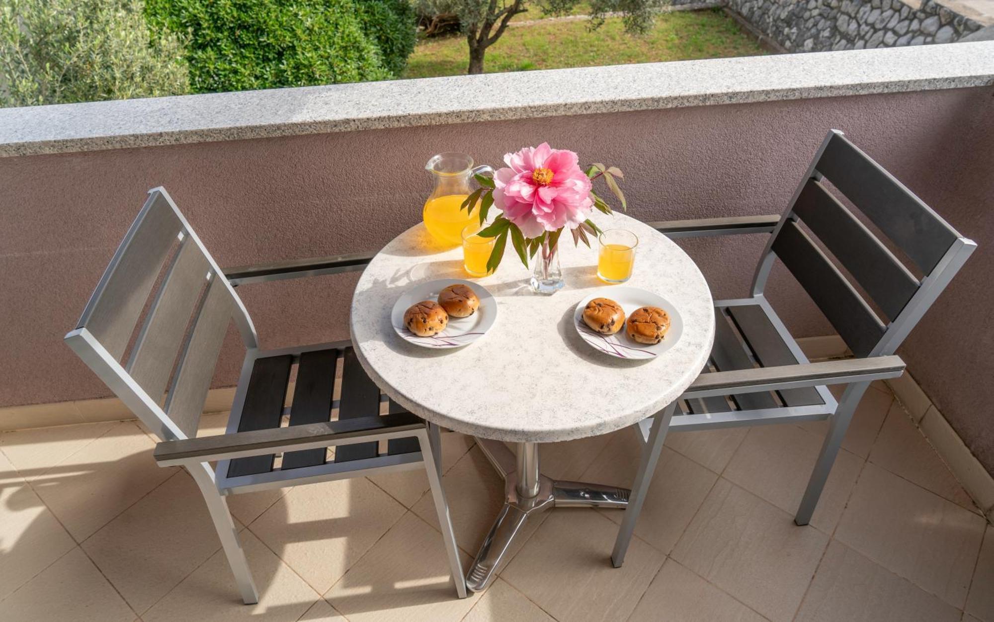 Apartments Lila ツレス 部屋 写真