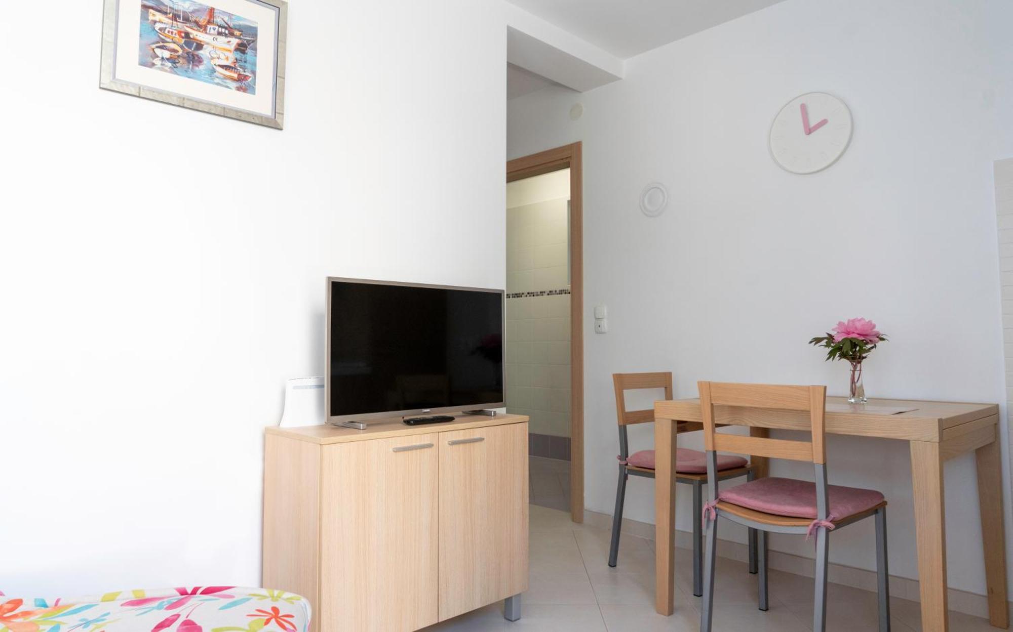 Apartments Lila ツレス 部屋 写真
