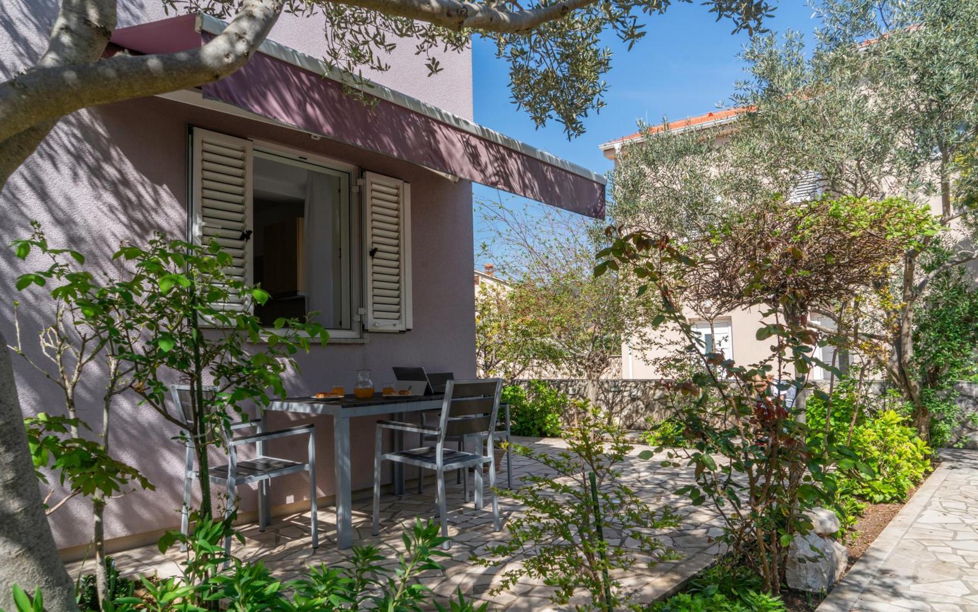 Apartments Lila ツレス 部屋 写真